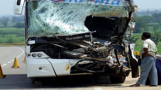 مقتل 17 هندياً في حادث مروري