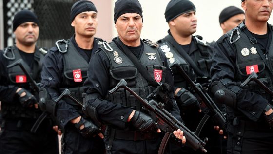 تونس: مقتل ثلاثة مهاجمين واستشهاد عنصر من الحرس الوطني في اعتداء إرهابي