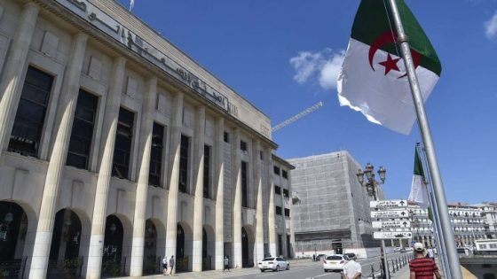 مجلس الأمة الجزائري يصادق على مشروع تعديل الدستور