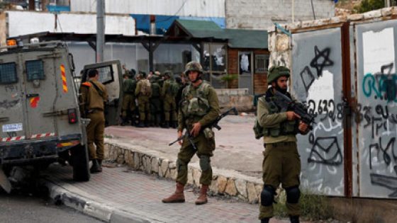 الاحتلال الإسرائيلي يقمع مسيرة قرية "بلعين" المناهضة للاستيطان