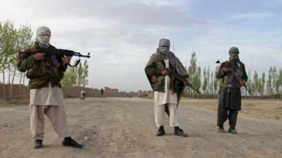 "داعش" يخطف 13 معلما من مدرسة دينية بأفغانستان