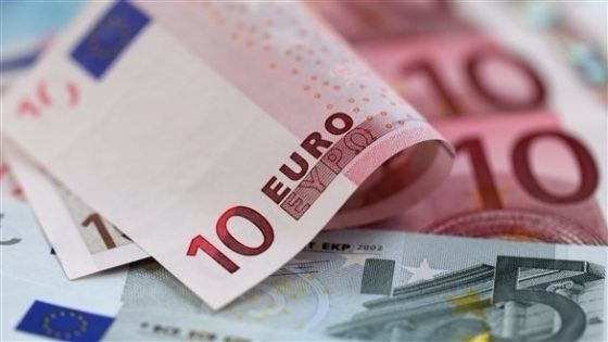 اليورو عند أعلى مستوى في 6 أسابيع