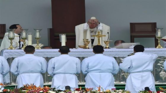 البابا فرنسيس يدعو الكنيسة إلى التجدد من أجل المصالحة