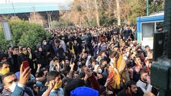 هل ما يجري في إيران ثورة فقراء أم انتفاضة إصلاح؟