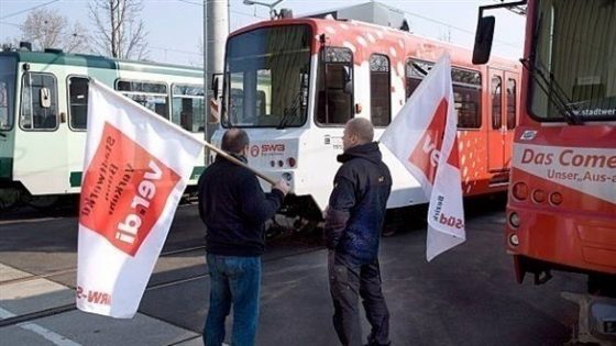 ألمانيا: نقابة "فيردي" تواصل إضراب الخدمات العامة