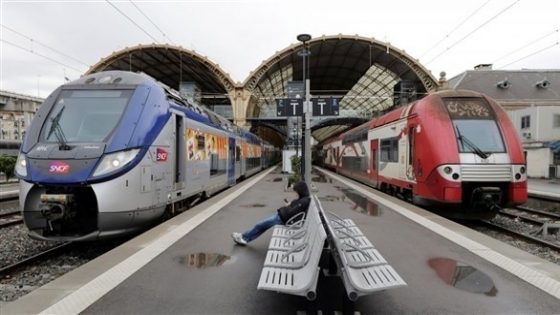 فرنسا: 20 مليون يورو يومياً كلفة إضراب عمال السكك الحديدية