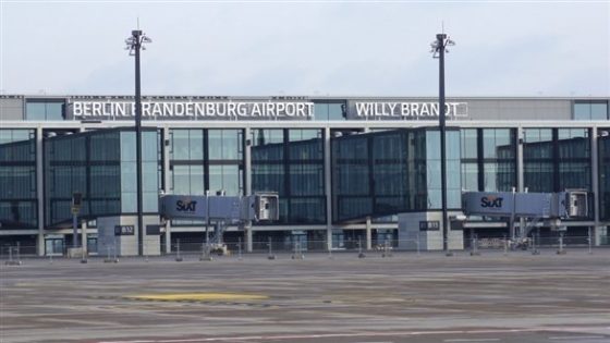 افتتاح مطار برلين اليوم.. رغم كورونا