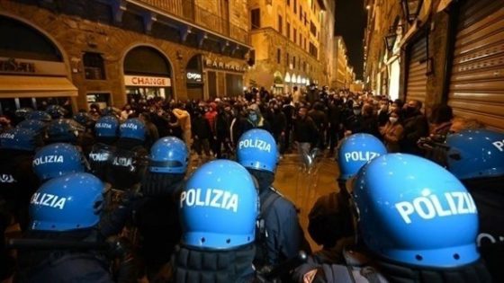 صدامات بين متظاهرين والشرطة الإيطالية في فلورنسا