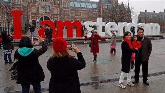 سلطات أمستردام تدعو إلى عدم زيارة المدينة في العطلات بسبب كورونا