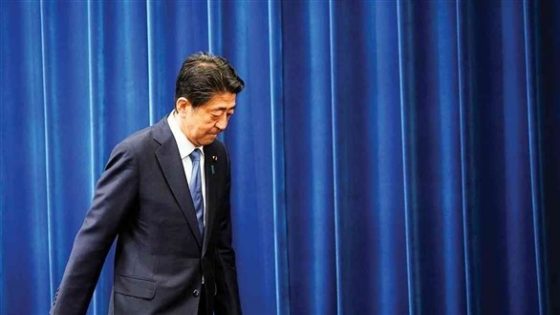 استقالة جماعية لحكومة شينزو آبي