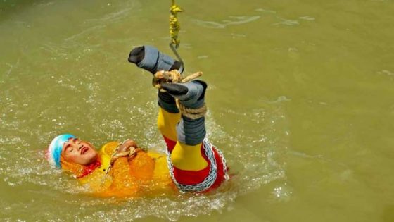 العثور على جثة ساحر هندي فُقد أثناء محاولته القيام بخدعة تحت الماء