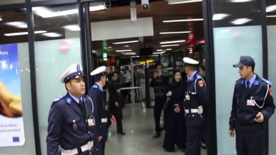 التحقيق مع مقدم شرطة يعمل بأمن مطار مراكش بشبهة الرشوة