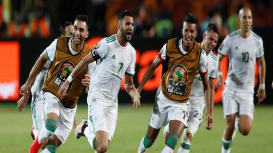 هدف صاروخي يقود الجزائر إلى النهائي الأفريقي