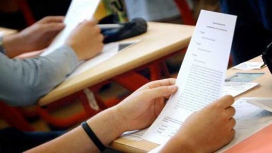 فرنسا تلغي الامتحانات الكتابية للباكالوريا