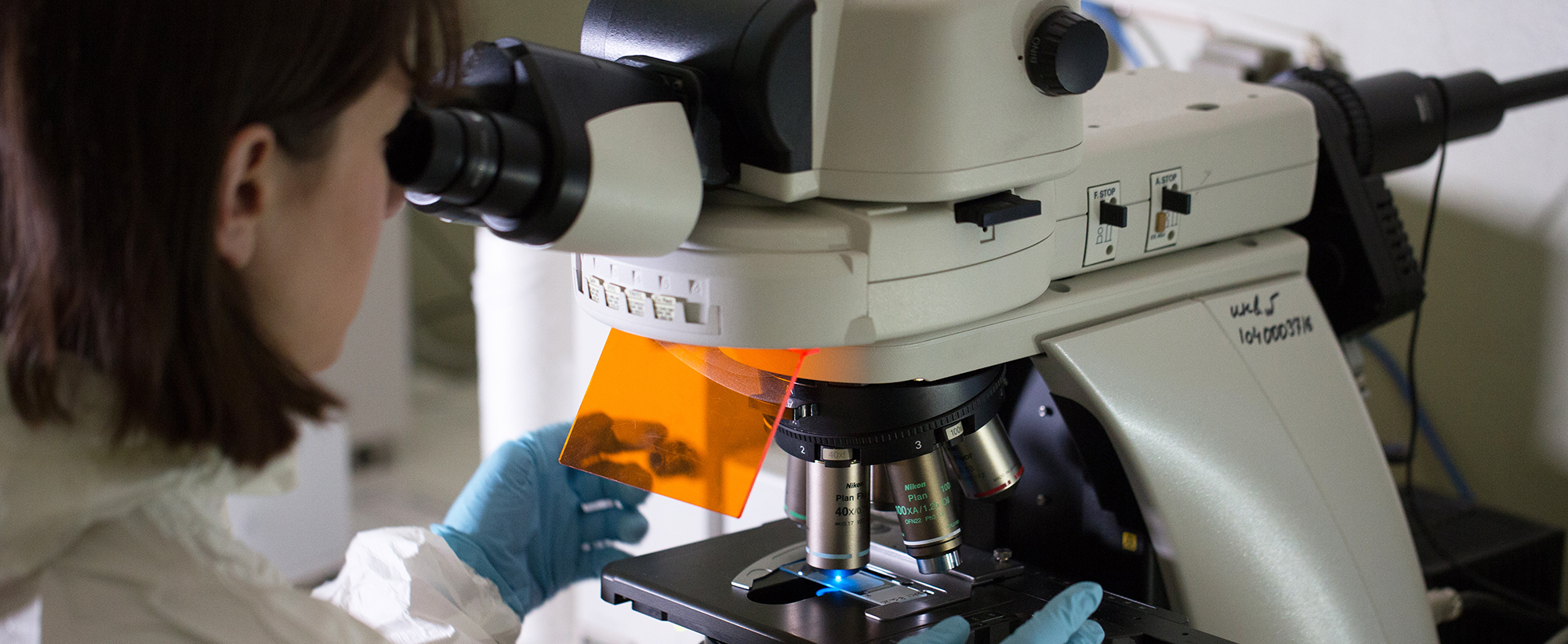 دراستان: كوفيد أصبح مقاوماً للأدوية