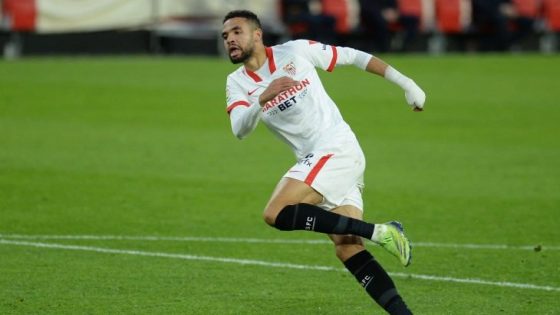 المغربي يوسف النصيري يقود إشبيلية للفوز على فياريال في الدوري الإسباني