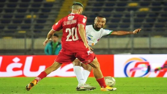 الوداد يهزم الرجاء ويعزز صدارته للدوري المغربي لكرة القدم