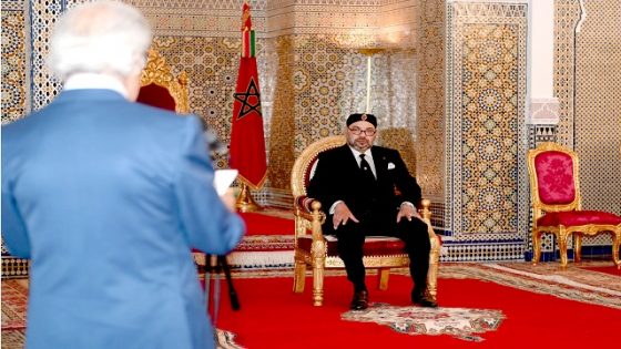 Sa Majesté le Roi Mohammed VI, que Dieu L'assiste, reçoit Wali Bank Al-Maghrib, M. Abdellatif Jouahri