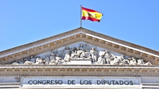 تعرض هواتف رئيس وزراء اسبانيا ووزيرة الدفاع لتجسس “خارجي”