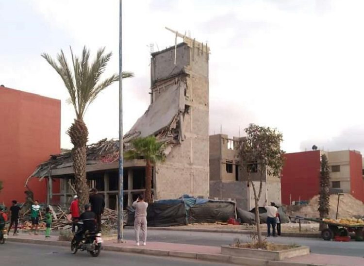 انهيار عمارة في طور البناء في الهراويين