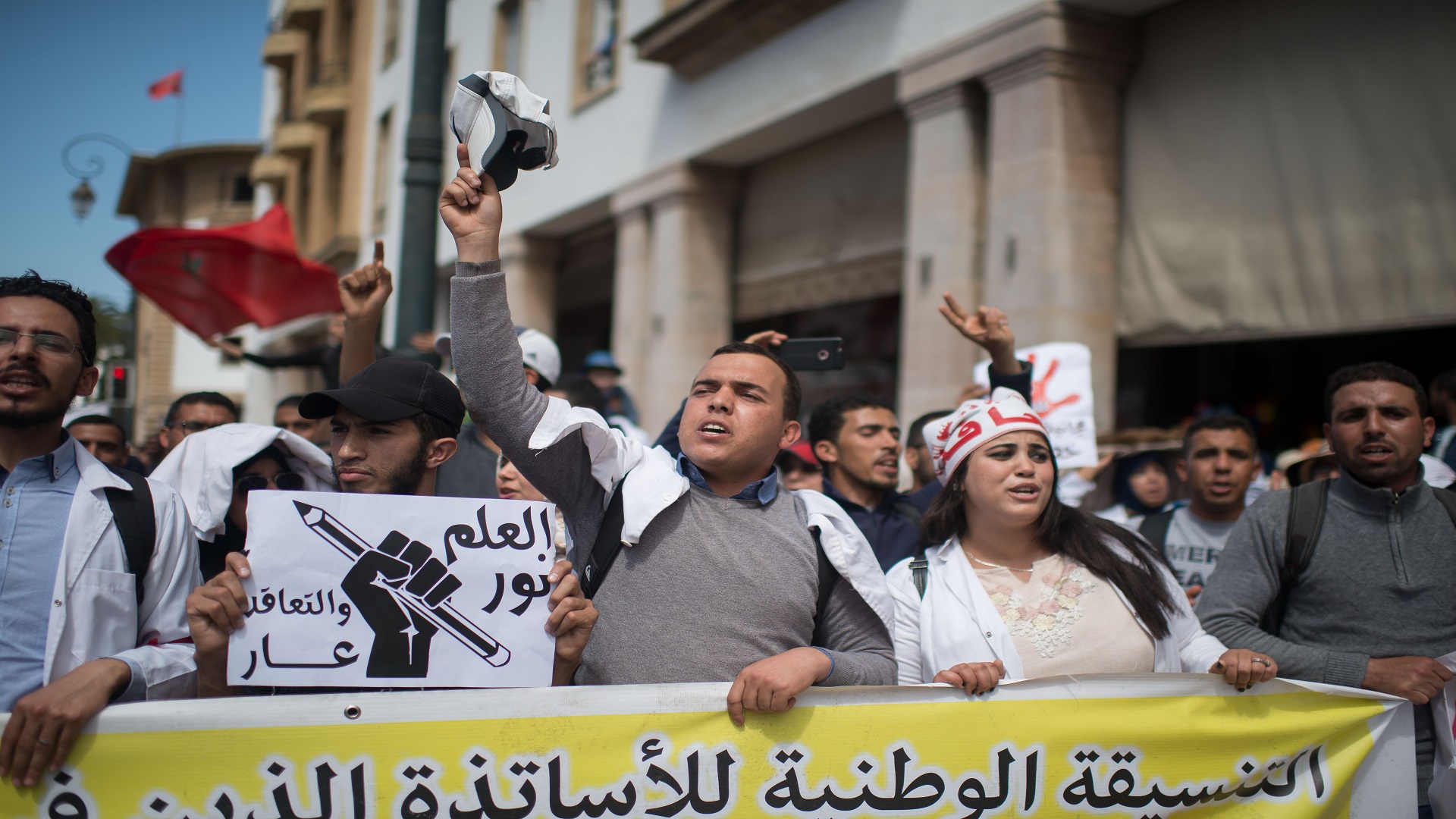 الأساتذة المتعاقدون يصعدون ضد “بنموسى”