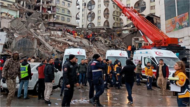 زلزال جنوب تركيا.. الوفيات في صفوف الجالية المغربية ترتفع إلى 13