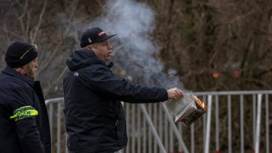 السويد تسمح لمحتجين بحرق القرآن الكريم تزامنا مع عيد الأضحى