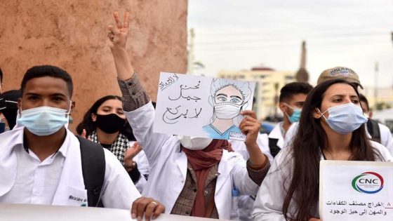 ردا على “تملص” الحكومة من التزاماتها الممرضون يخوضون إضرابا وطنيا واحتجاجات جهوية وإقليمية
