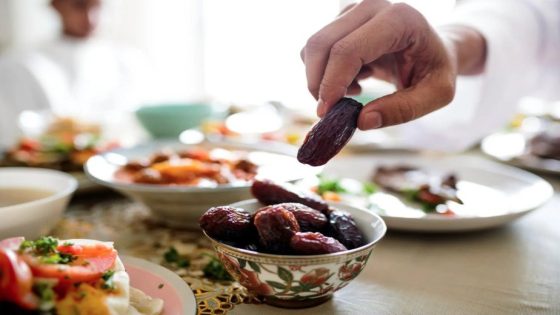دراسة: صيام رمضان يخفض الكوليسترول