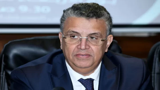 وزير العدل ينادي بتجريم مطالبة نزلاء الفنادق في المغرب بعقد الزواج