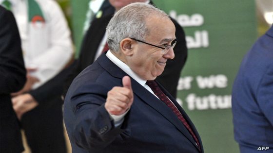 Algeria's Foreign Minister Ramtane Lamamra gives a thumbs-up gesture during the closing ceremony of the 31st Arab League summit in Algeria's capital Algiers on November 2, 2022. - Arab leaders gathered in the Algerian capital for their first summit since a string of normalisation deals with Israel that have divided the region. (Photo by AFP)