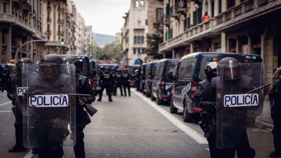 إسبانيا تُعلن عن تفكيك شبكة إجرامية دولية تنشط في تهريب المخدرات من المغرب