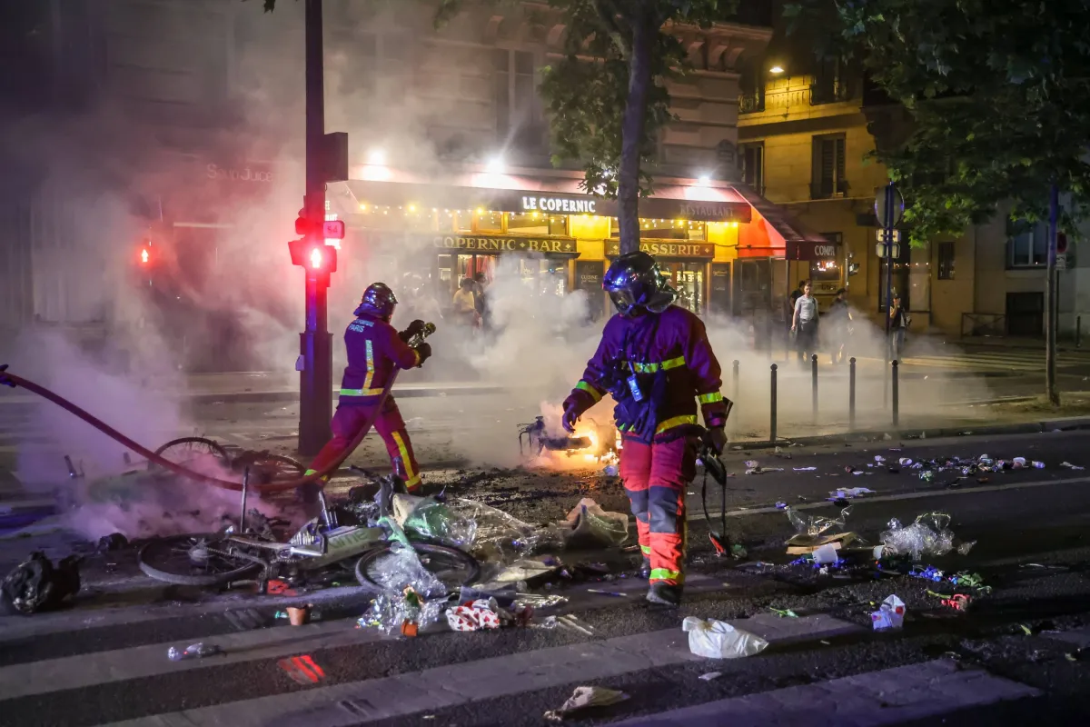 مقتل شخصين واعتقال أكثر من 500 خلال احتفالات تتويج باريس سان جيرمان