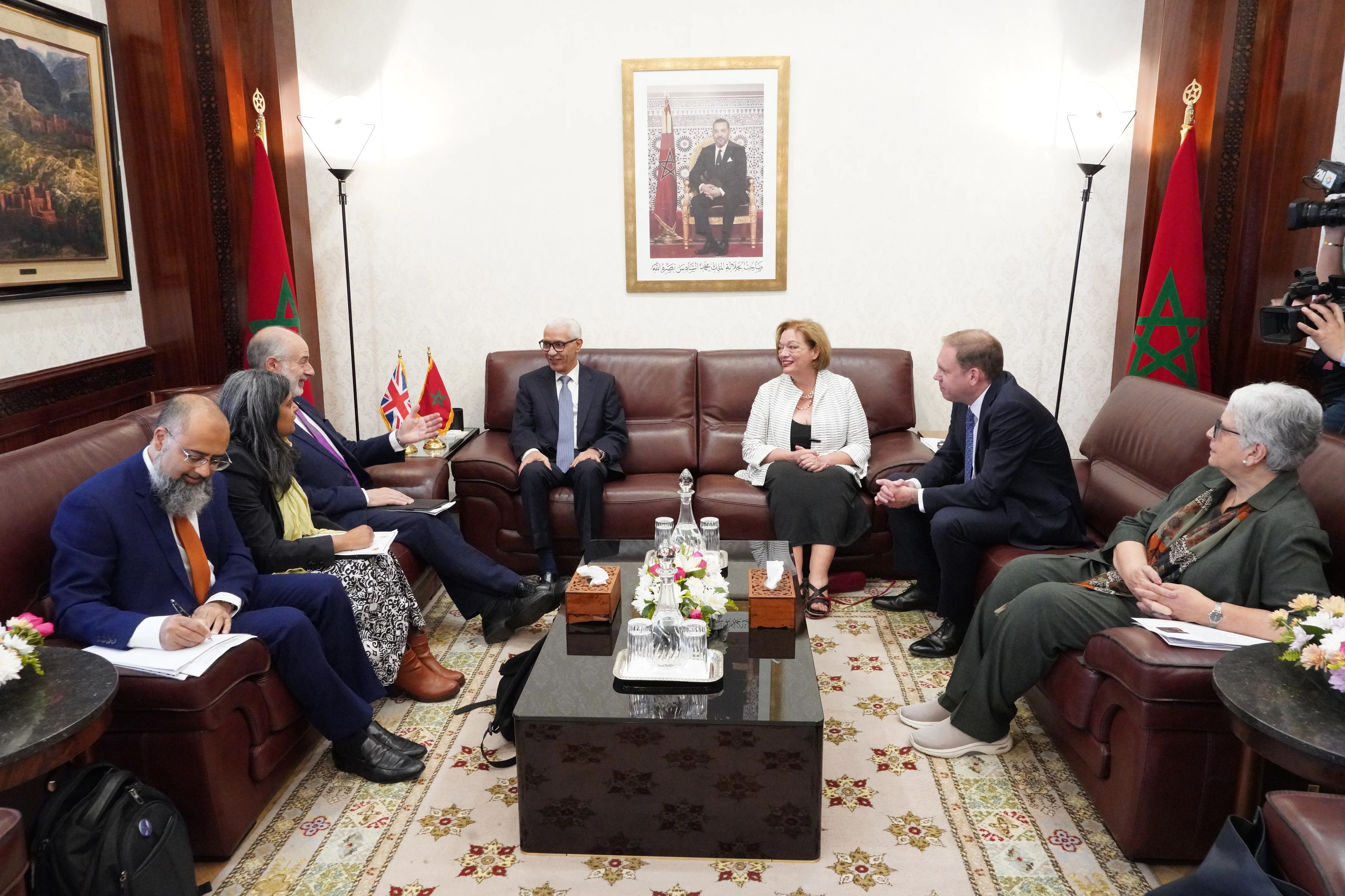 مباحثات مغربية بريطانيا لتعزيز التعاون الاقتصادي والبرلماني