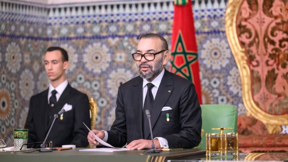 في خطاب عيد العرش.. الملك يدعو إلى إصلاح انتخابي وعدالة مجالية وتنمية مندمجة