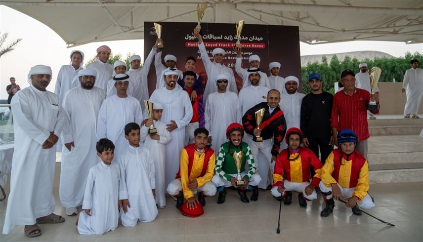 نتائج سباق الخيول العربية الأصيلة بنادي ليوا: “سفير” يحلق بالمركز الأول