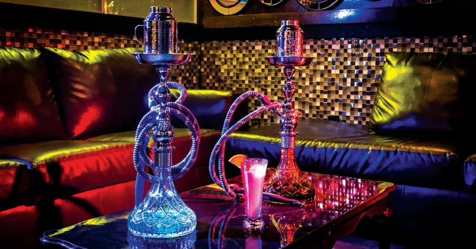 مقهى الشيشة بالهجاجمة… ملف مفتوح على المساءلة: من يحمي فوضى الليل؟