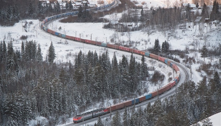 ضربة استراتيجية: أوكرانيا تستهدف السكك الحديدية الروسية في سيبيريا لقطع إمدادات الأسلحة الكورية الشمالية