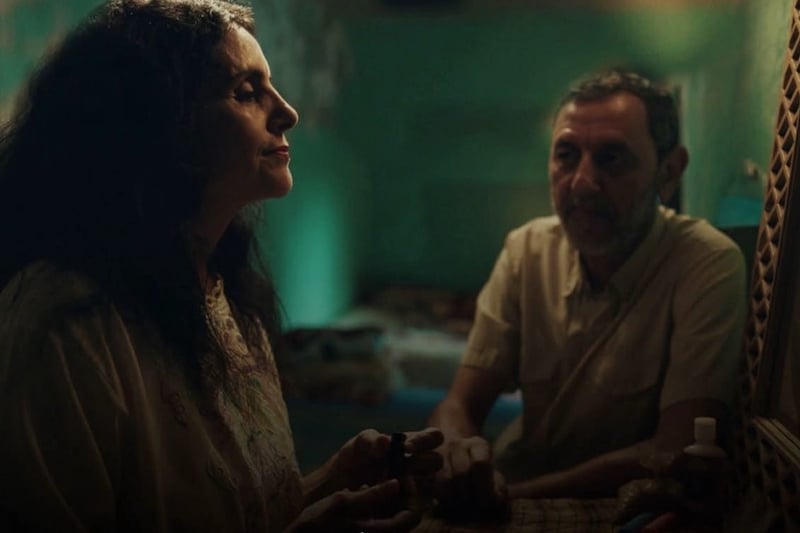 فيلم كوندافا لعلي بنجلون: رحلة في عمق الهوية والصراع الثقافي