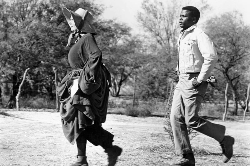 زنابق الحقل: اكتشاف الأثر العميق لرسالة فيلم زنابق الحقل الإنسانية الخالدة