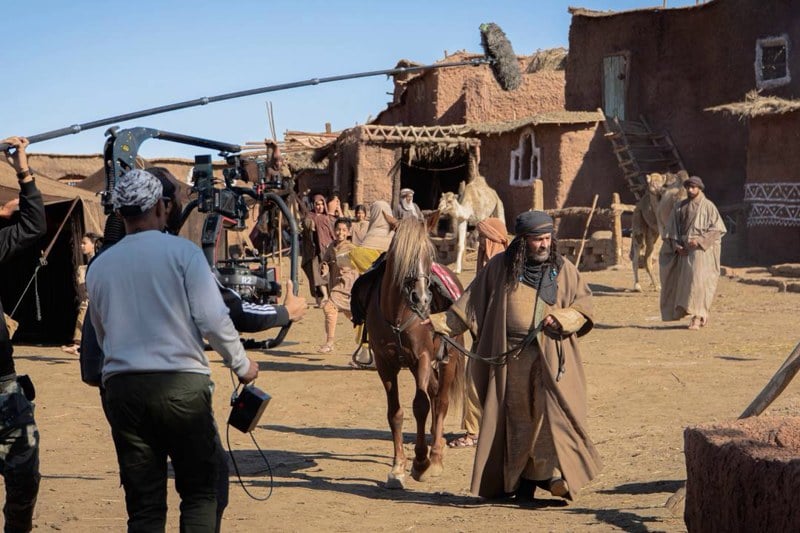 عبد النبي البنيوي يعود بمسلسل الجاهلية: الدراما التاريخية والفصحى في أوج التألق