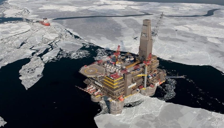 تفاصيل قرار واشنطن: السماح الأمريكي ببيع نفط سخالين 2 وتداعياته على أسواق الطاقة العالمية