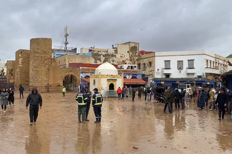 فيضانات المغرب: هل حان وقت إعادة تعريف توزيع المسؤوليات بين المنتخبين ورجال السلطة؟
