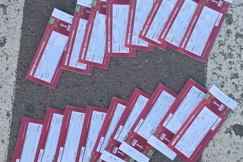 جهود مكافحة بيع تذاكر الكان في السوق السوداء تتواصل: توقيف مضارب بأكادير يُثير تساؤلات