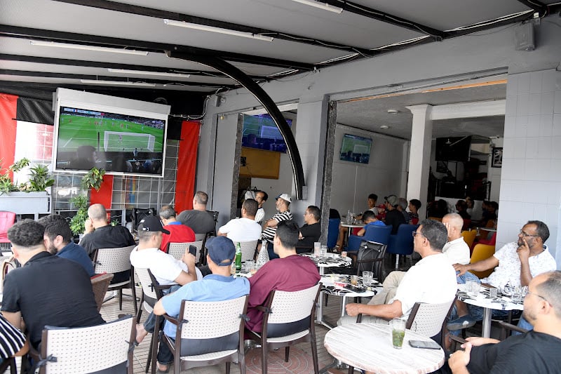 نداء استراتيجي: تعزيز مسؤولية المقاهي في استقرار الأسعار خلال كأس إفريقيا لتجربة جماهيرية مثالية