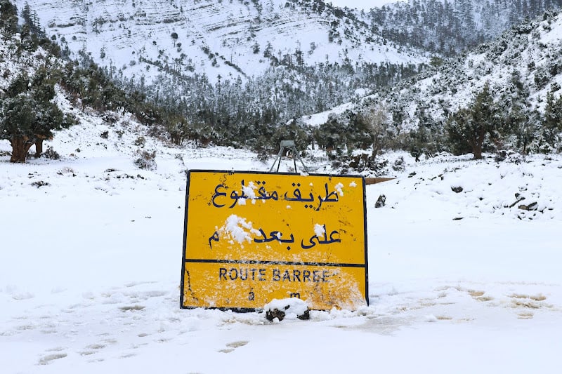 المغرب يواجه تداعيات الموجة القطبية الباردة: تحذيرات وتوصيات لمواجهة الصقيع والثلوج
