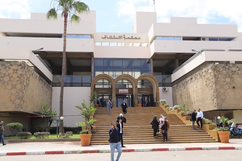 تأجيل قضية سماسرة المحاكم بالدار البيضاء: شبكة التلاعب بالأحكام القضائية تعود للواجهة