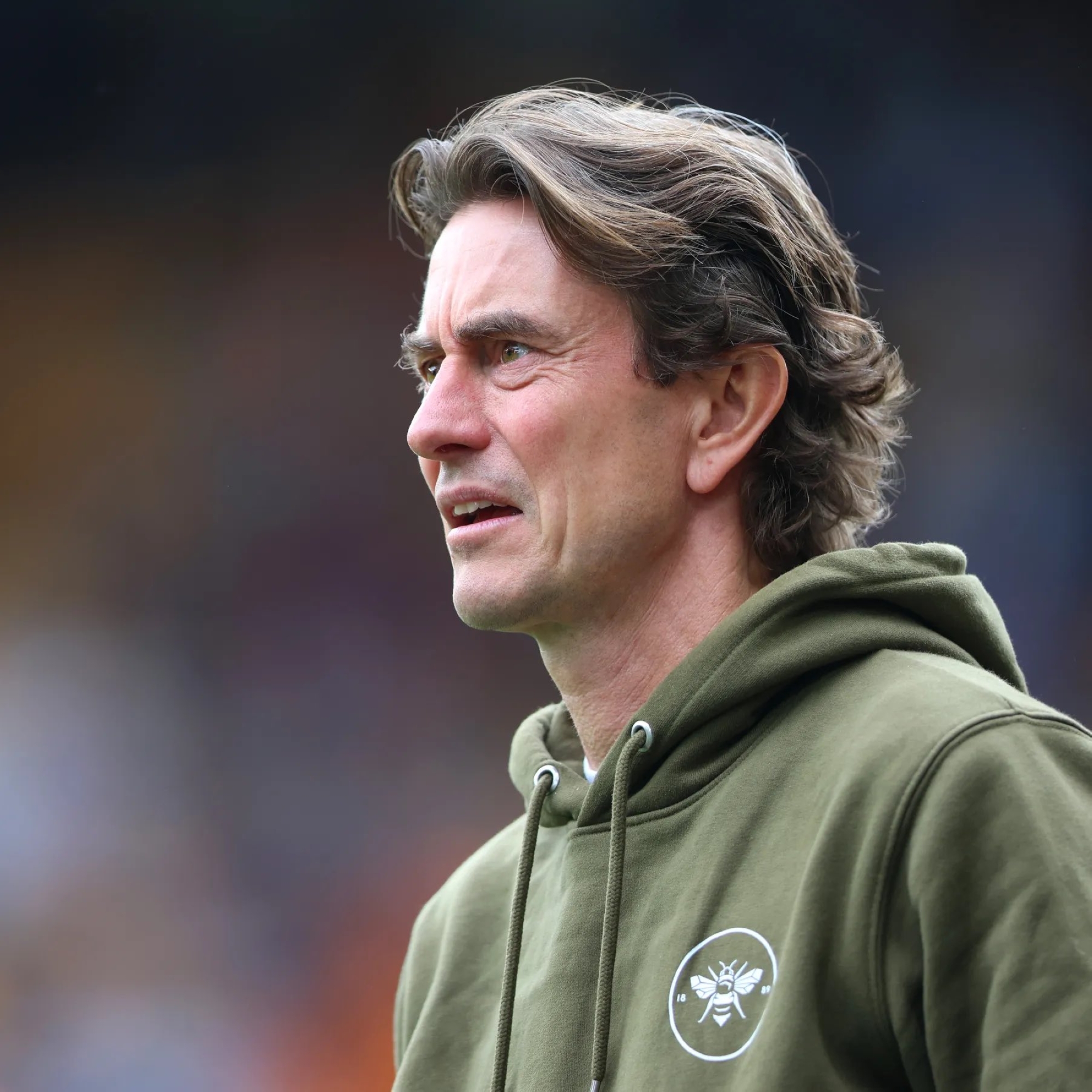 عاصفة الانتقادات تلاحق توماس فرانك: هل يقترب رحيل مدرب توتنهام؟