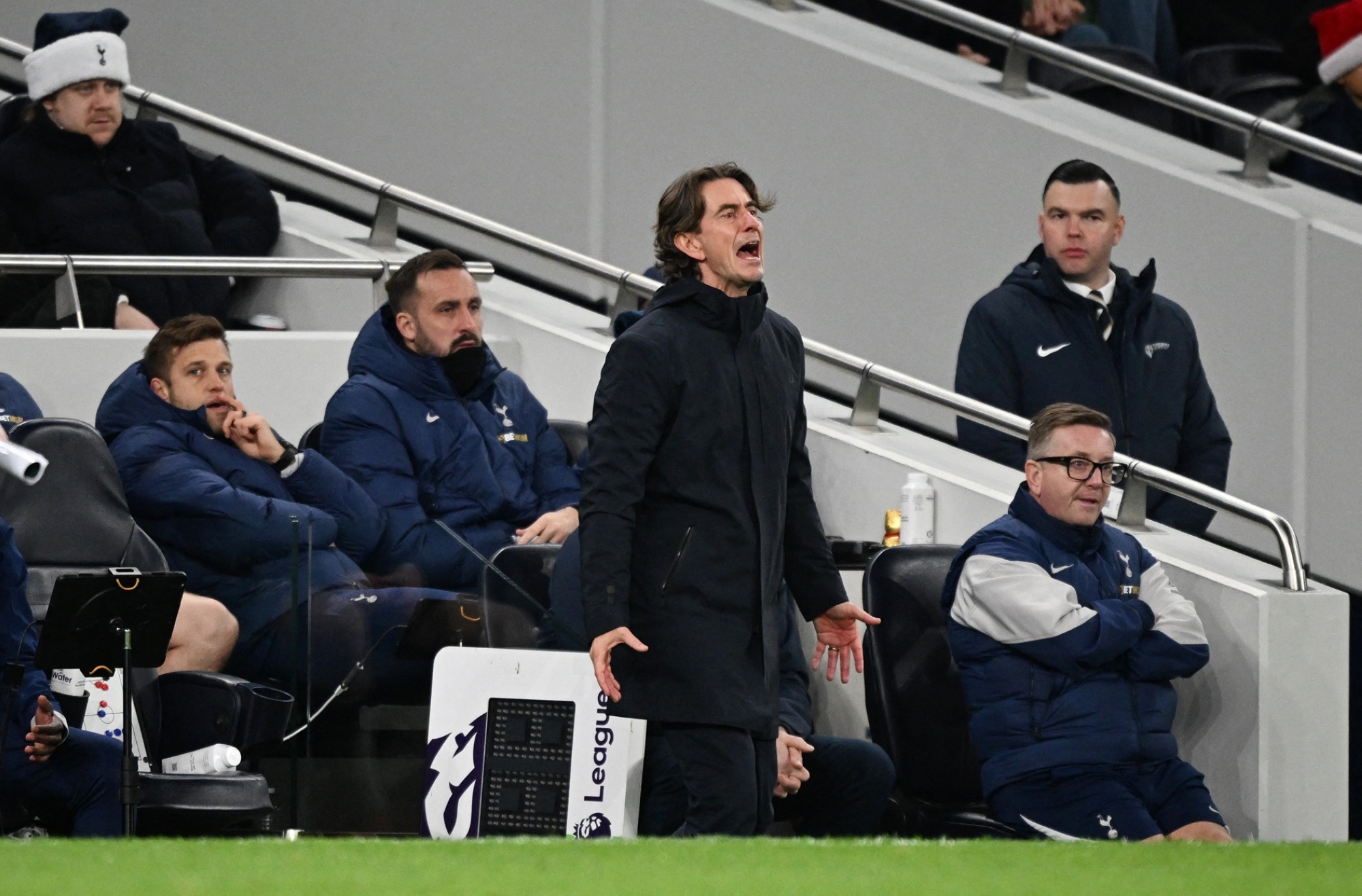 لعنة الإصابات تضرب توتنهام: توماس فرانك يواجه تحديًا غير مسبوق في البريميرليج