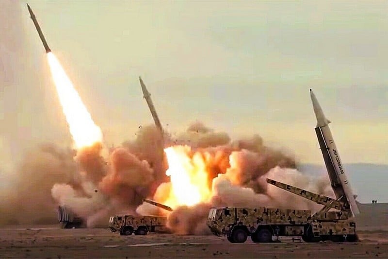 إيران ترفع سقف التصعيد: استراتيجية جديدة في مواجهة تصاعد التوتر الصاروخي الإيراني